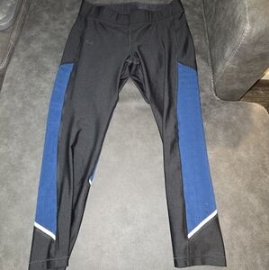 Under Armour Cropped Leggings